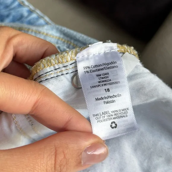 NWOT Free Assembly Light Blue Distressed Jeans | 18 - Picture 9 of 9